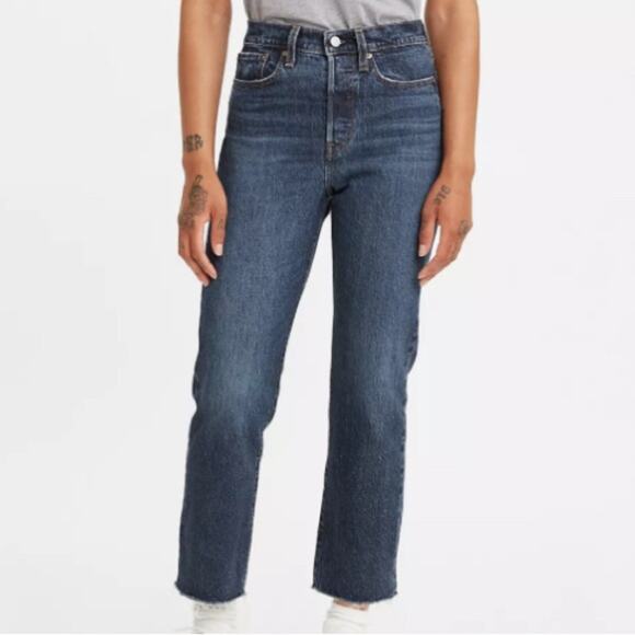 Levi's Denim - Levi Premium Wedgie Size 26 Salsa Roll dark wash straight mom jeans 90s denim